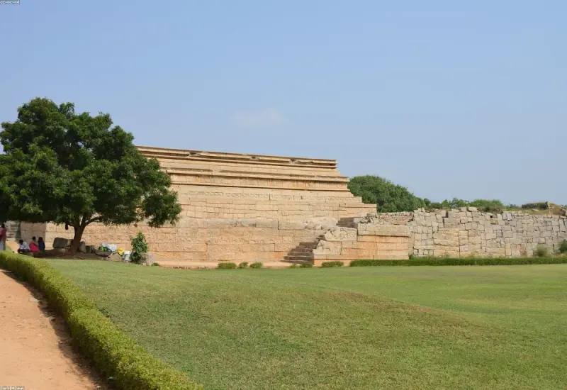 Karnataka — Bangalore, Hampi, Mysore & Coorg